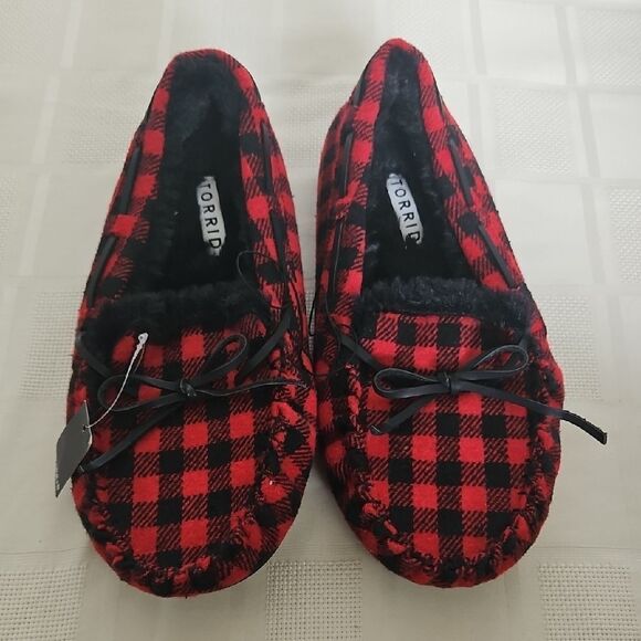 Torrid Red and Black Checkered Moccasin Slippers - Picture 9 of 16